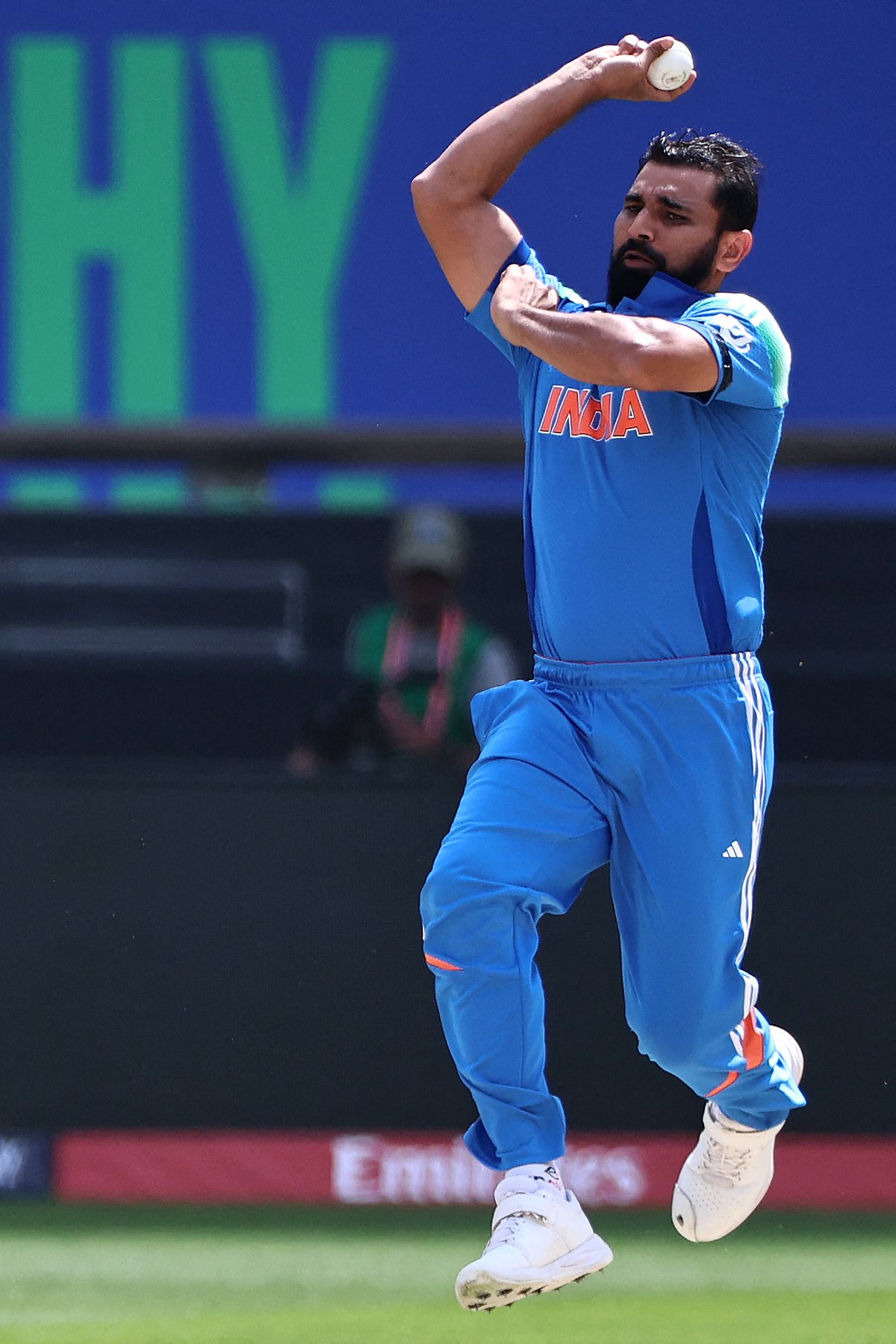 Shami admits playing at one venue 'definitely helps' finalists India
