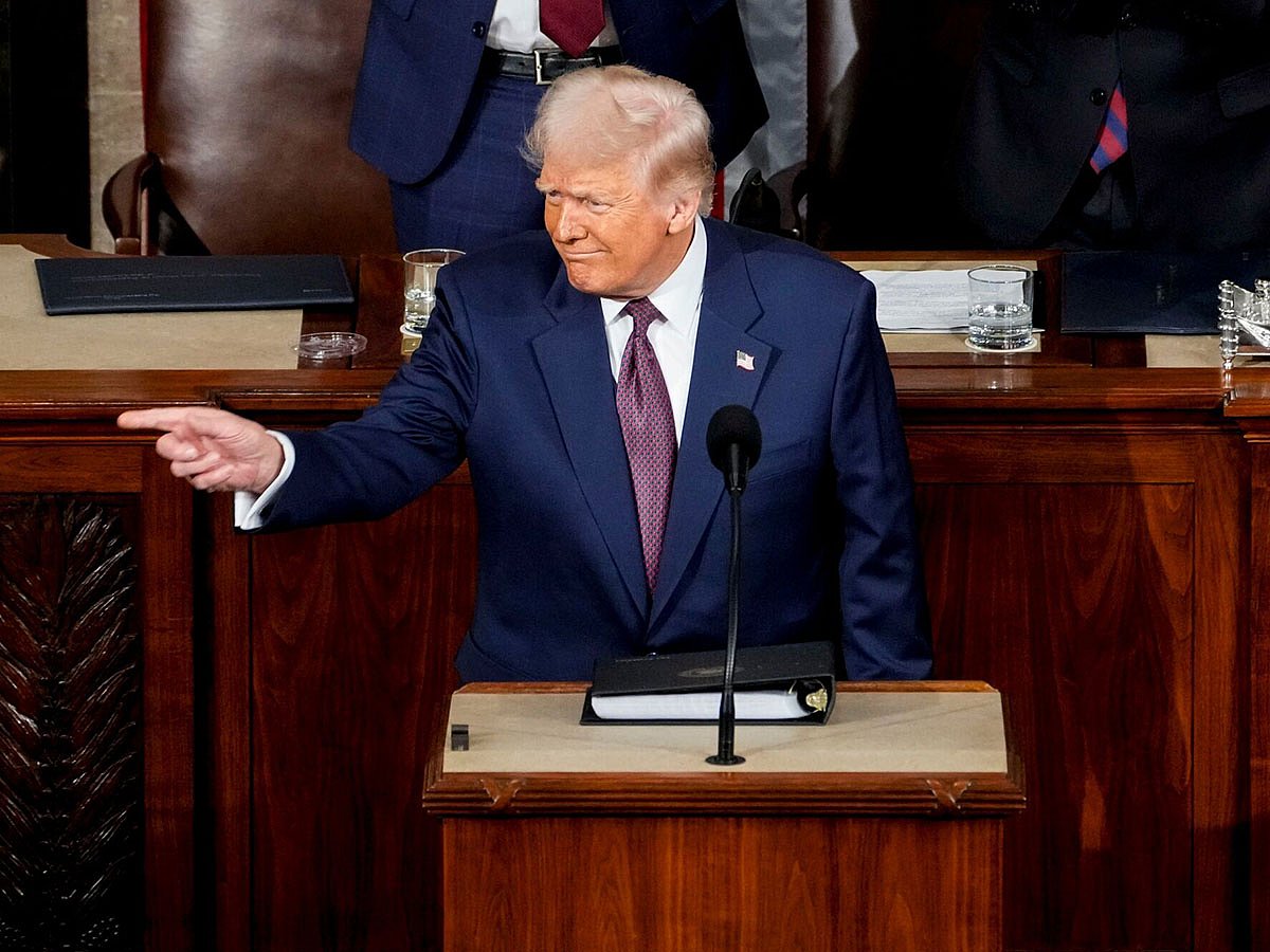 Trump tells Greenland US will get it 'one way or the other'