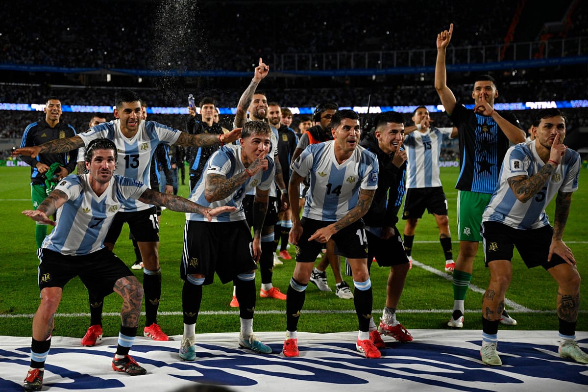 Argentina rout Brazil to cap World Cup qualification party