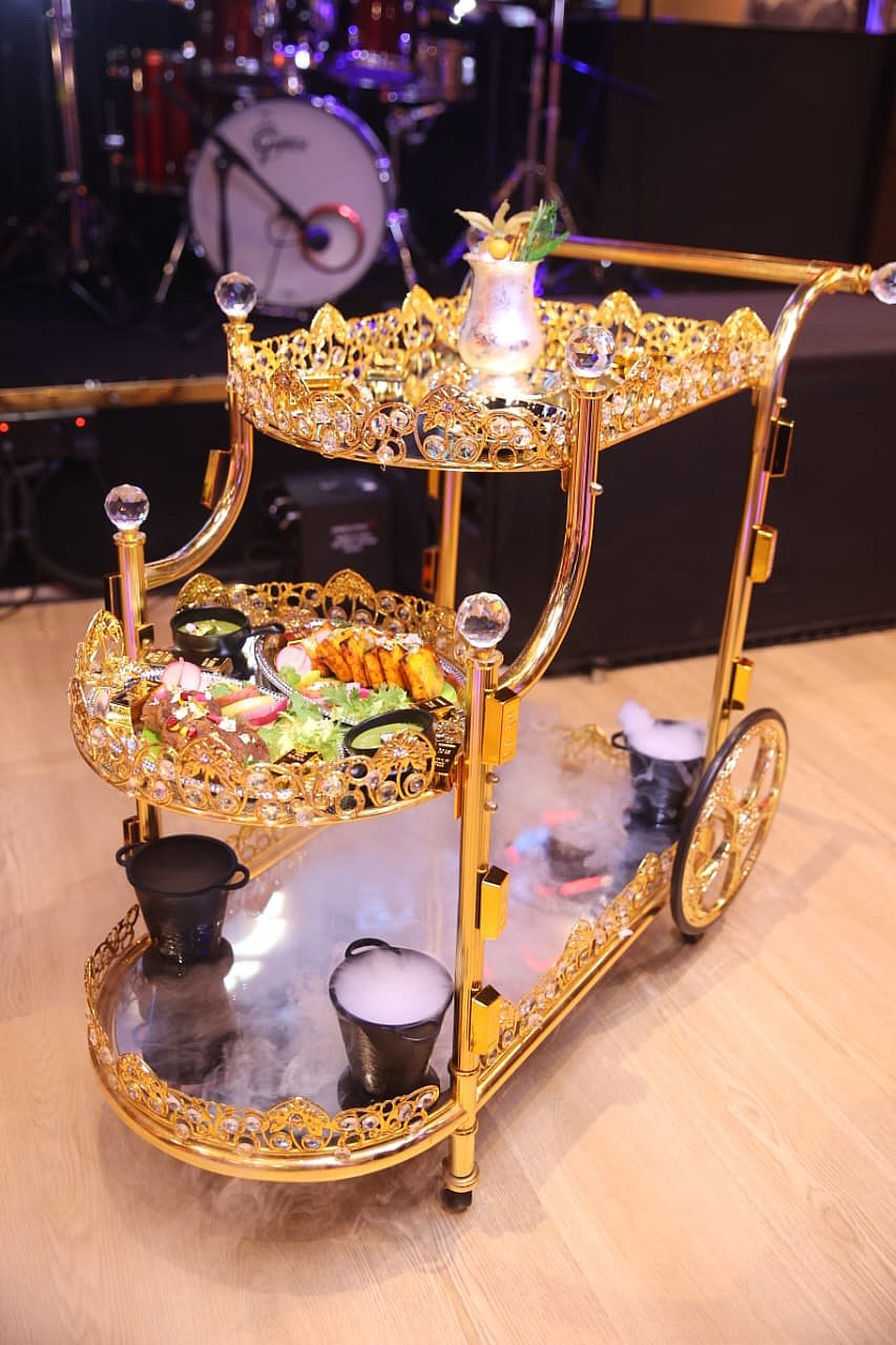 Dubai restaurant launches world's costliest mocktail | News Minimalist
