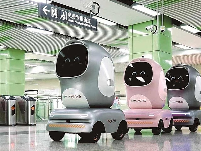 Metroproject Defect Ropbot Goods delivered by robot via Metro in Shenzhen breakthrough