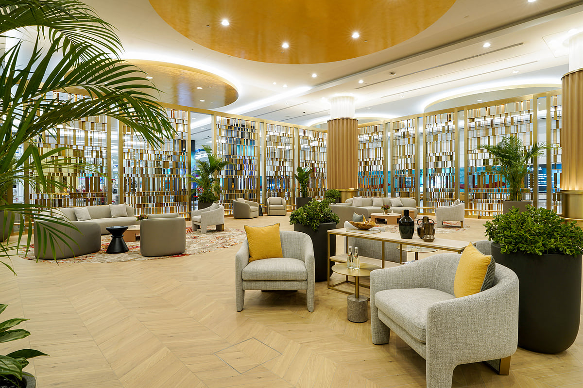 Check out Emirates’ new ultra-exclusive First-Class check-in at Dubai ...