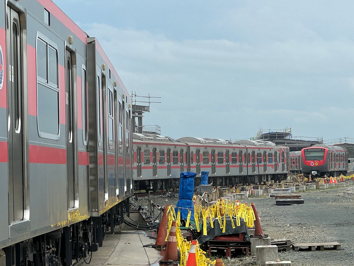 Philippines: $15.4-billion North-South Commuter Railway to beat Manila ...