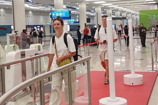 Dubai Airport launches ‘Red Carpet’, world’s first passport-free ...