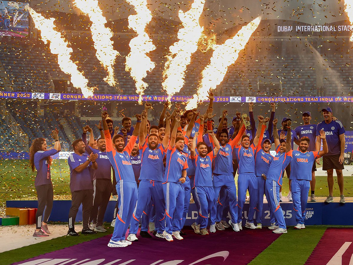 India beat Pakistan by 5 wickets to retain Asia Cup in Dubai