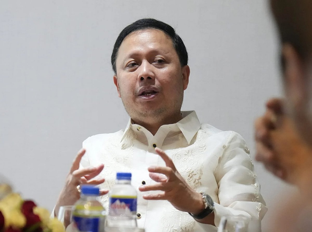 Philippines: Zaldy Co in Madrid, Dubai or Singapore? OFWs hunt for fugitive  congressman