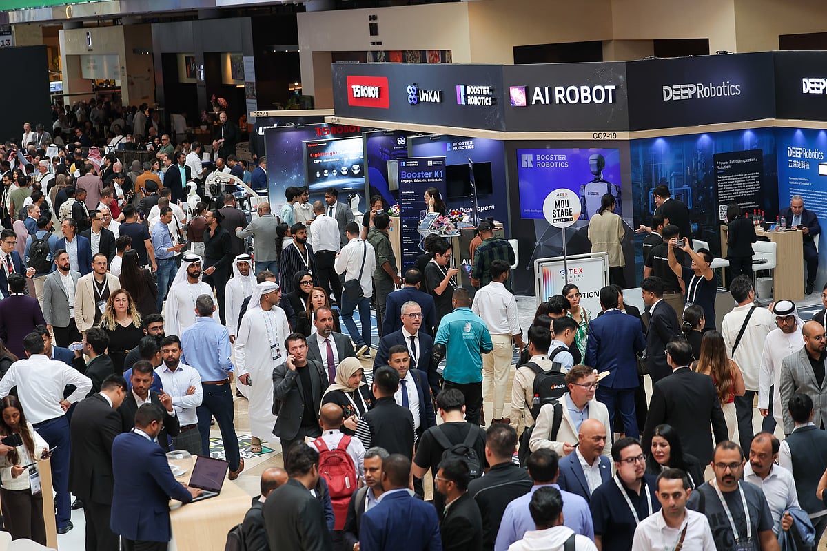 UAE National Emergency Authority launches platform with 40 AI apps for ...