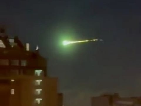 Fireball Break Giant fireball seen over Moscow: Mysterious object breaks apart