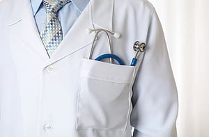 Express 14-day work permits in Canada for doctors