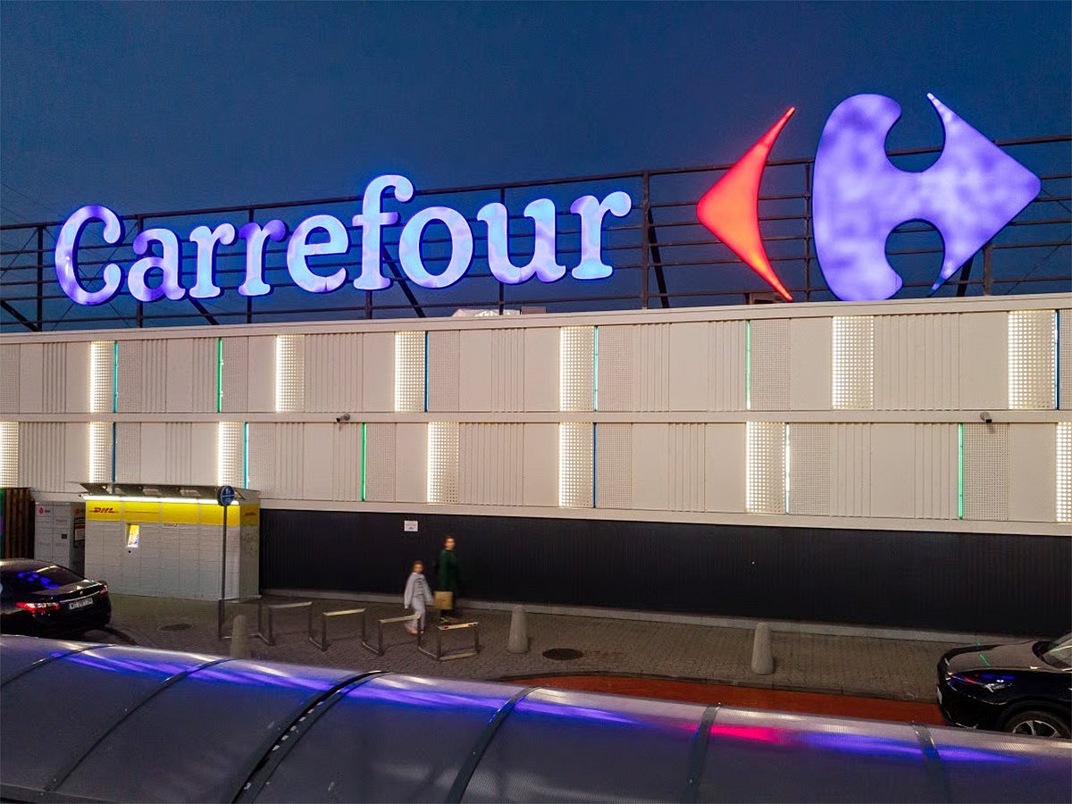 Carrefour gets new billionaire backer: Will your go-to retailer see ...