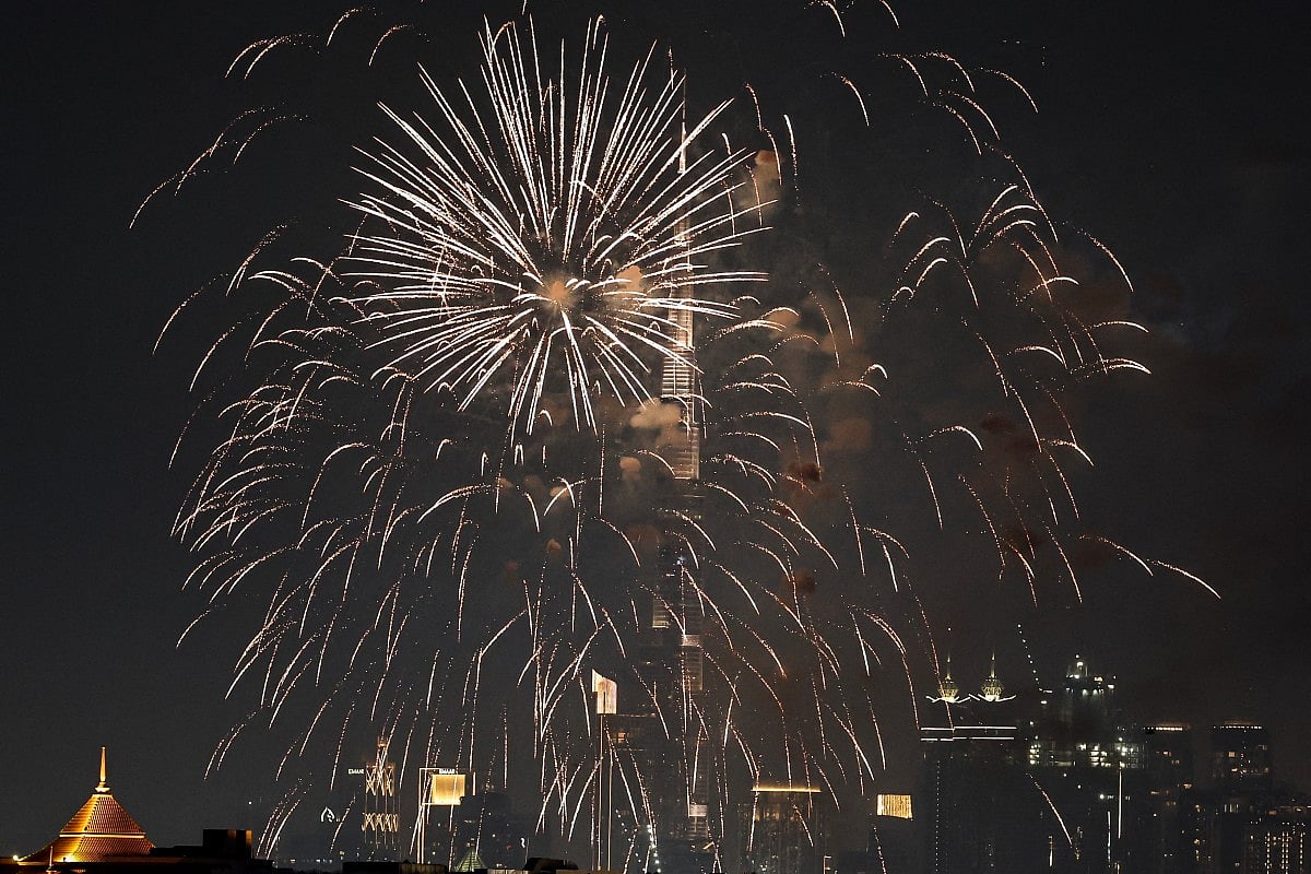 Dubai Fireworks 2026: Experience 48 dazzling shows at iconic landmarks