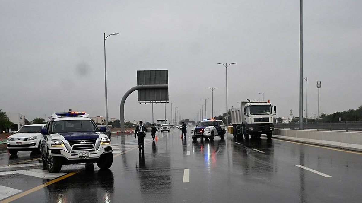 Abu Dhabi Traffic: Police Enhance Safety Amid Rainfall Challenges