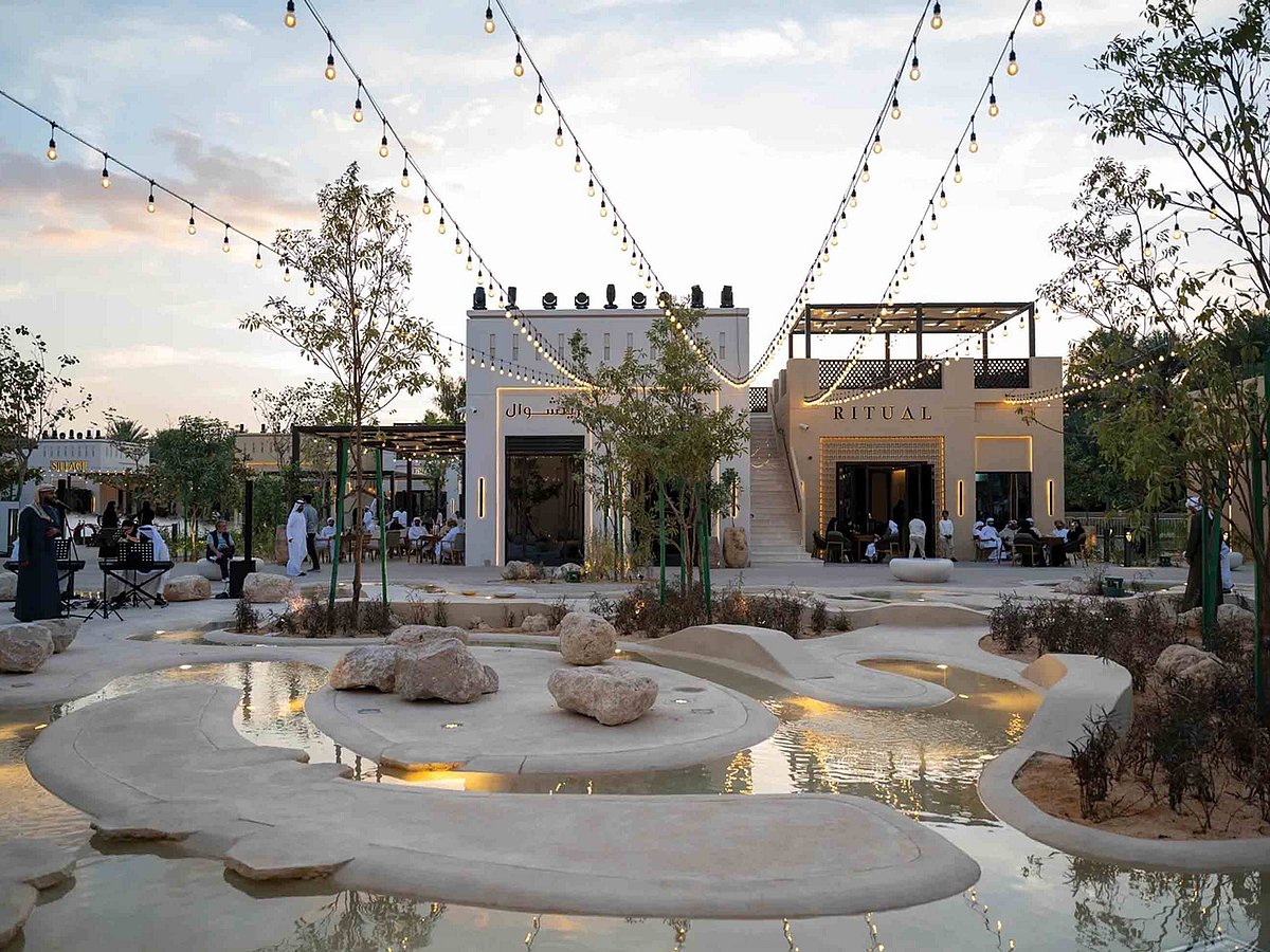 Explore Al Ain Oasis Hub: A New Dining and Leisure Destination in UAE's ...