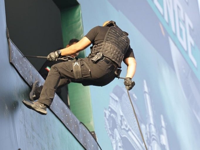 From Rwanda to the US, Global elite police forces face off at UAE SWAT ...
