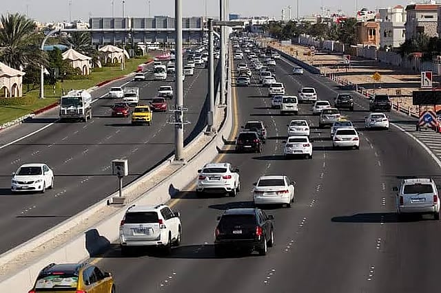 Abu Dhabi Police Offers Up to 35% Discount on Traffic Fines: How to ...