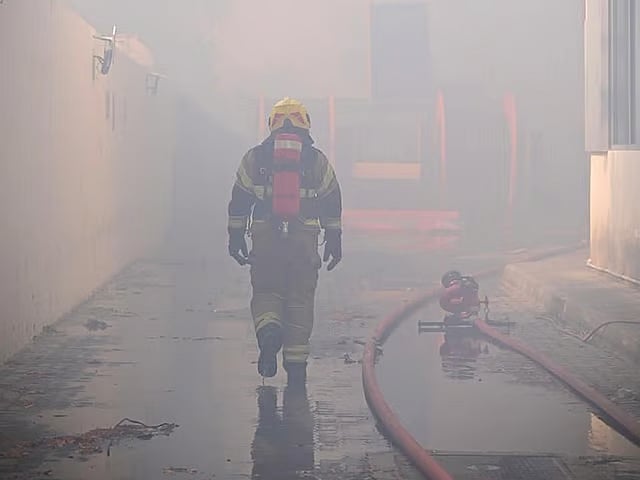 Sharjah Civil Defence Swiftly Contains Industrial Area 6 Fire