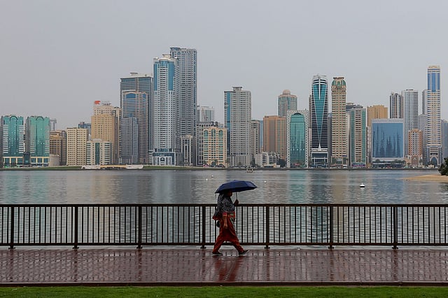 UAE Weather Update: Five Days of Rain, Dusty Winds, and Temperatures Up ...