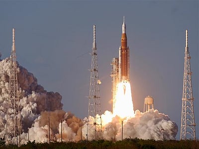 Artemis II Launches 4 Astronauts on Historic Moon Flyby, Marking New ...
