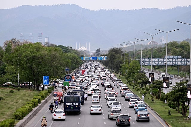 Pakistan Bans Used-Car Imports Under Personal Baggage Scheme, Tightens ...