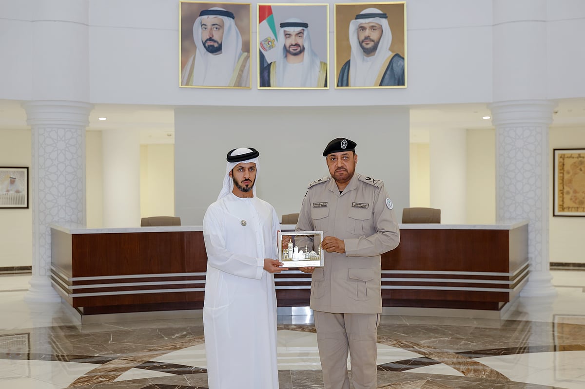 Zayed bin Hamad reviews Sharjah Police’s AI-powered anti-drug strategy ...