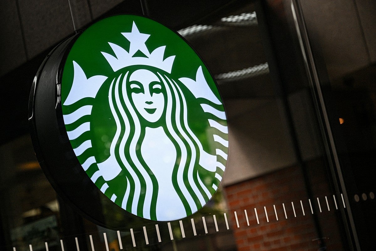 South Korea Police Raid Starbucks Korea HQ Over ‘Tank Day’ Promotion ...