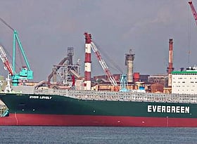 Half open, half closed: How a disputed Clause 5 is keeping Hormuz — and oil markets — in limbo