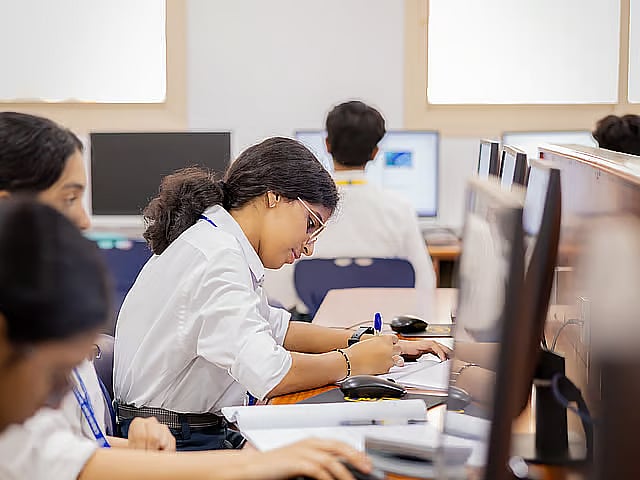 UAE Ministry of Education Confirms Exam Result Dates for All Grades