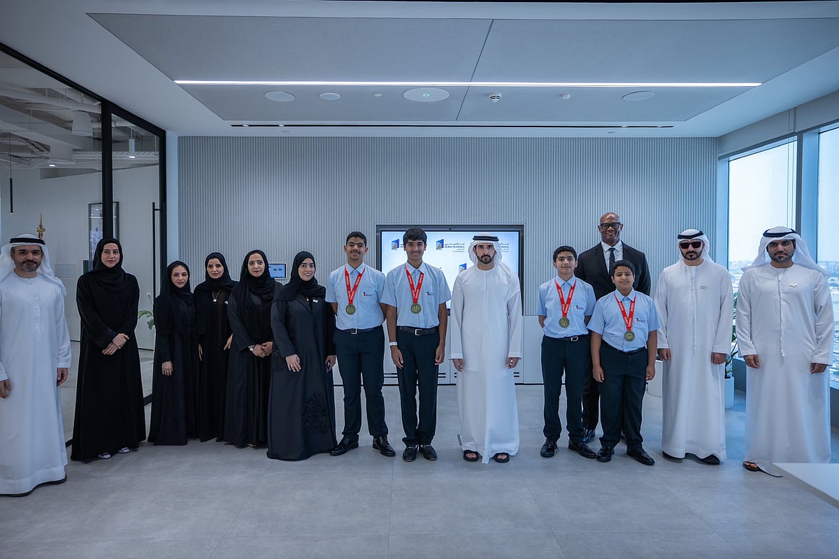 Sheikh Hamdan Meets Dubai Students Following International Gold Medal Win