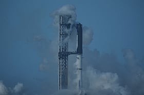 Some engines fail to ignite: SpaceX Starship launch aborted on the pad at the last moment
