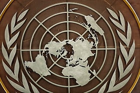 Who are the six candidates vying to lead the UN?