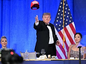 Donald Trump mocks media, jokes about third term