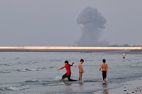 How expanding US airstrikes are reaching deep into Iran's bridges, infrastructure and interior