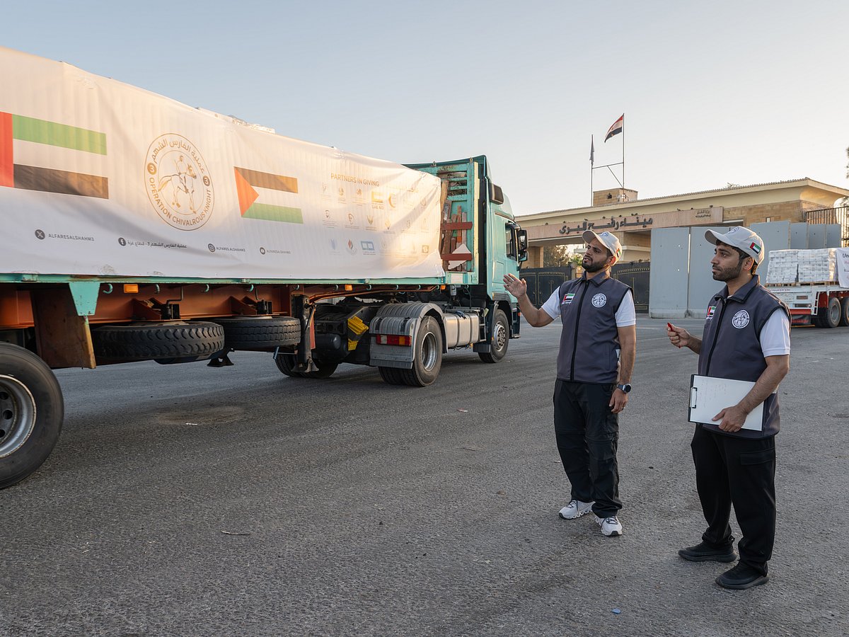 UAE Sends 74 Aid Trucks With 1,056 Tonnes of Relief to Gaza Under ...