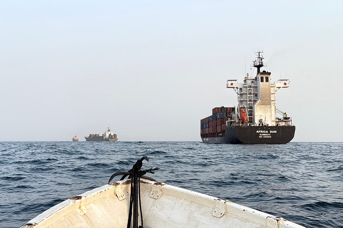 Hormuz Shut, Red Sea Under Threat: How Houthi Attacks on Saudi Arabia ...
