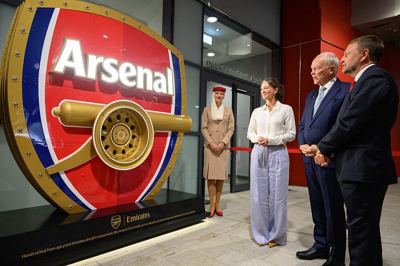 Emirates Transforms A380 and Boeing 777 Parts into Giant Arsenal Crest ...