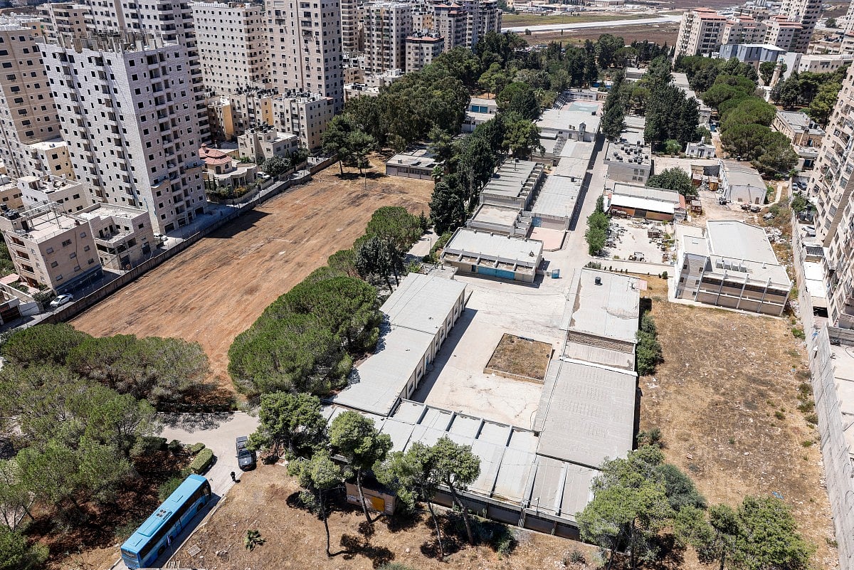 Israel Raids UNRWA Training Centre in East Jerusalem, Moves to Evict ...