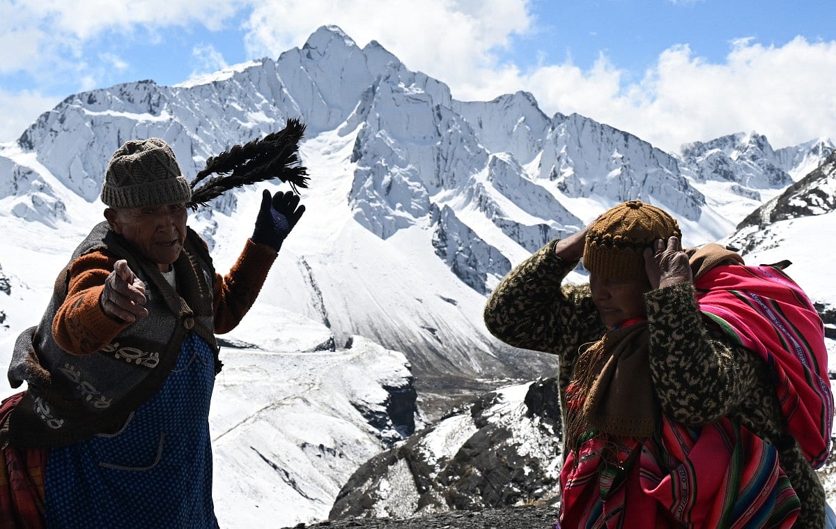 Rare Snowfall Blankets Western Bolivia, Weather Emergency Hits 26,000 ...