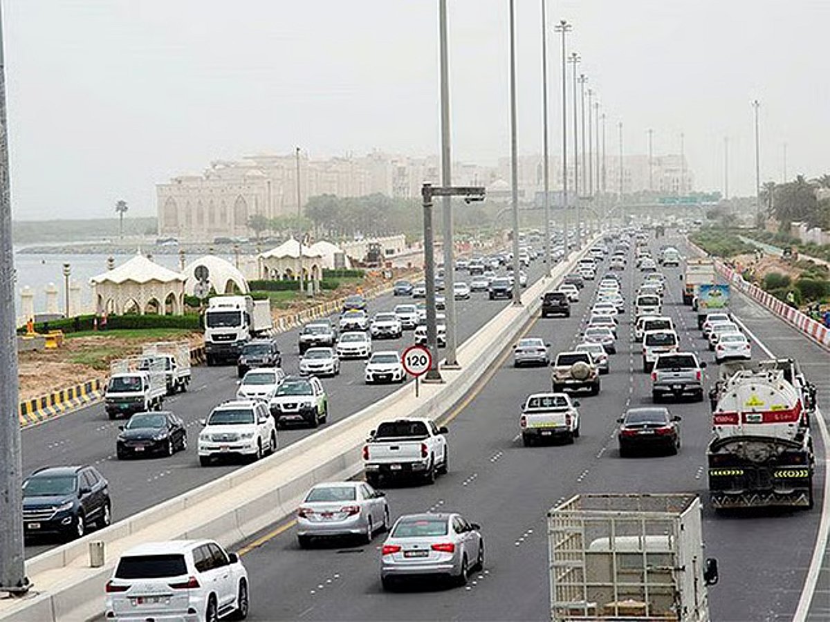 Traffic Report Example Abu Dhabi Traffic Report: Congestion on Key Routes, Lane Closure on E11 ...