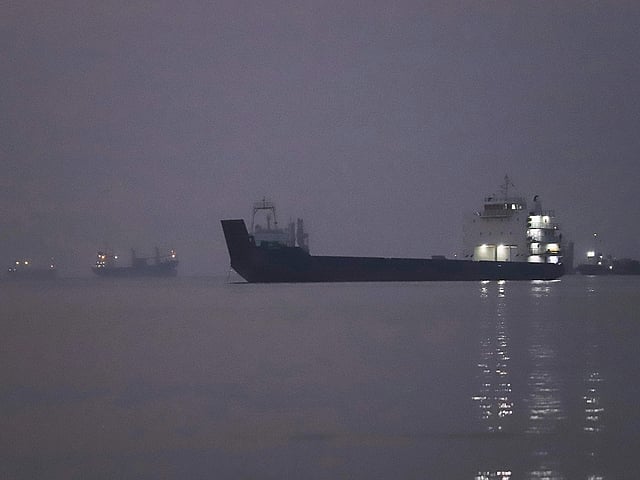 US-Iran Tensions: Key Updates for UAE Residents on Flights, Security ...