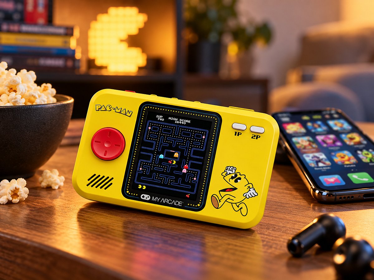 Why Classic Arcade Games Like Pac-Man Work So Well on Handhelds