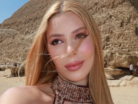 Social media stunts land two Brazilian women in trouble with Egyptian police