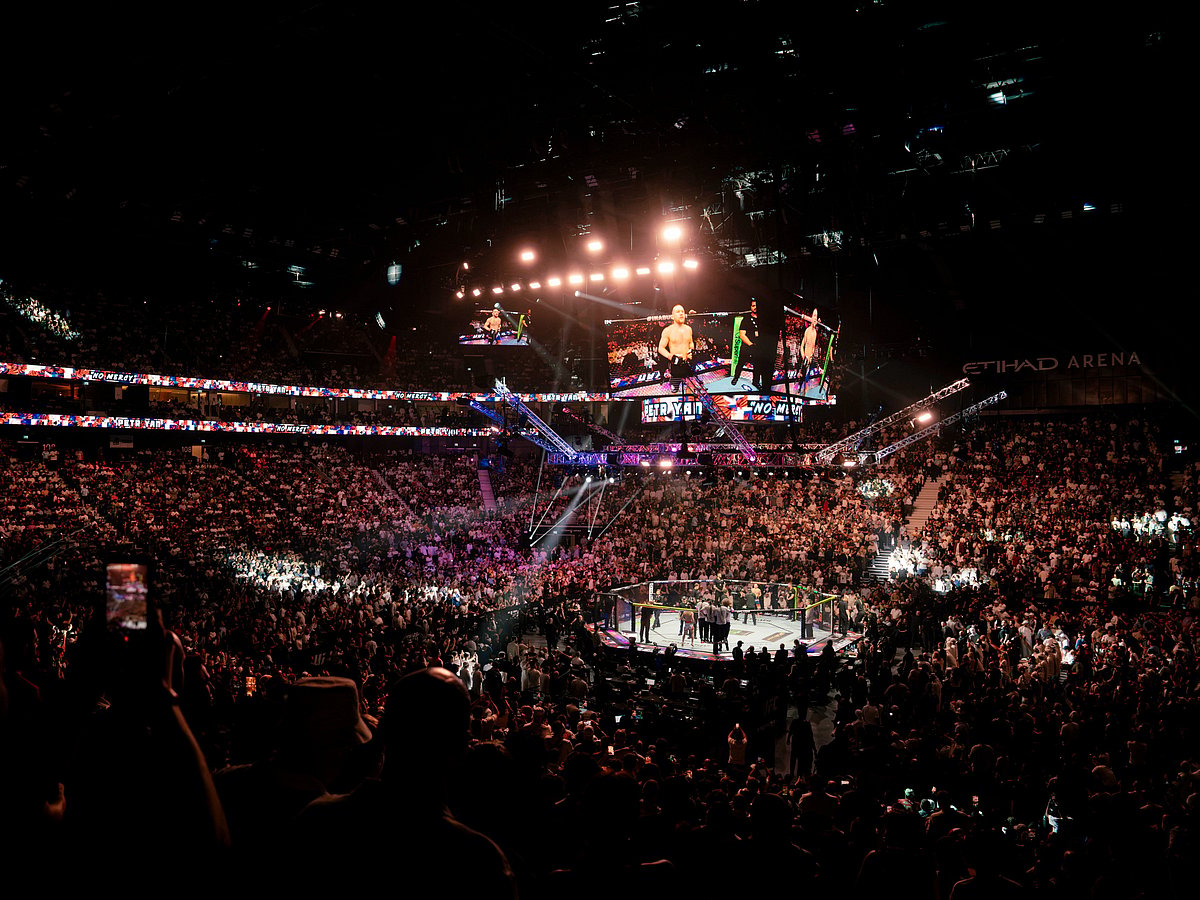 Ufc Action UFC 333 Breaks Attendance Records in Abu Dhabi