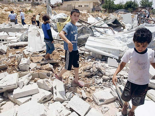 Israeli bulldozers destroy buildings in east Jerusalem