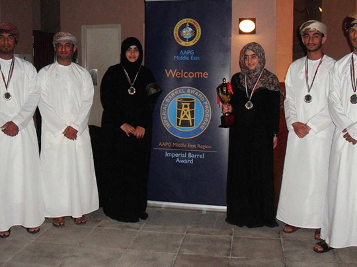 SQU students win Middle East contest
