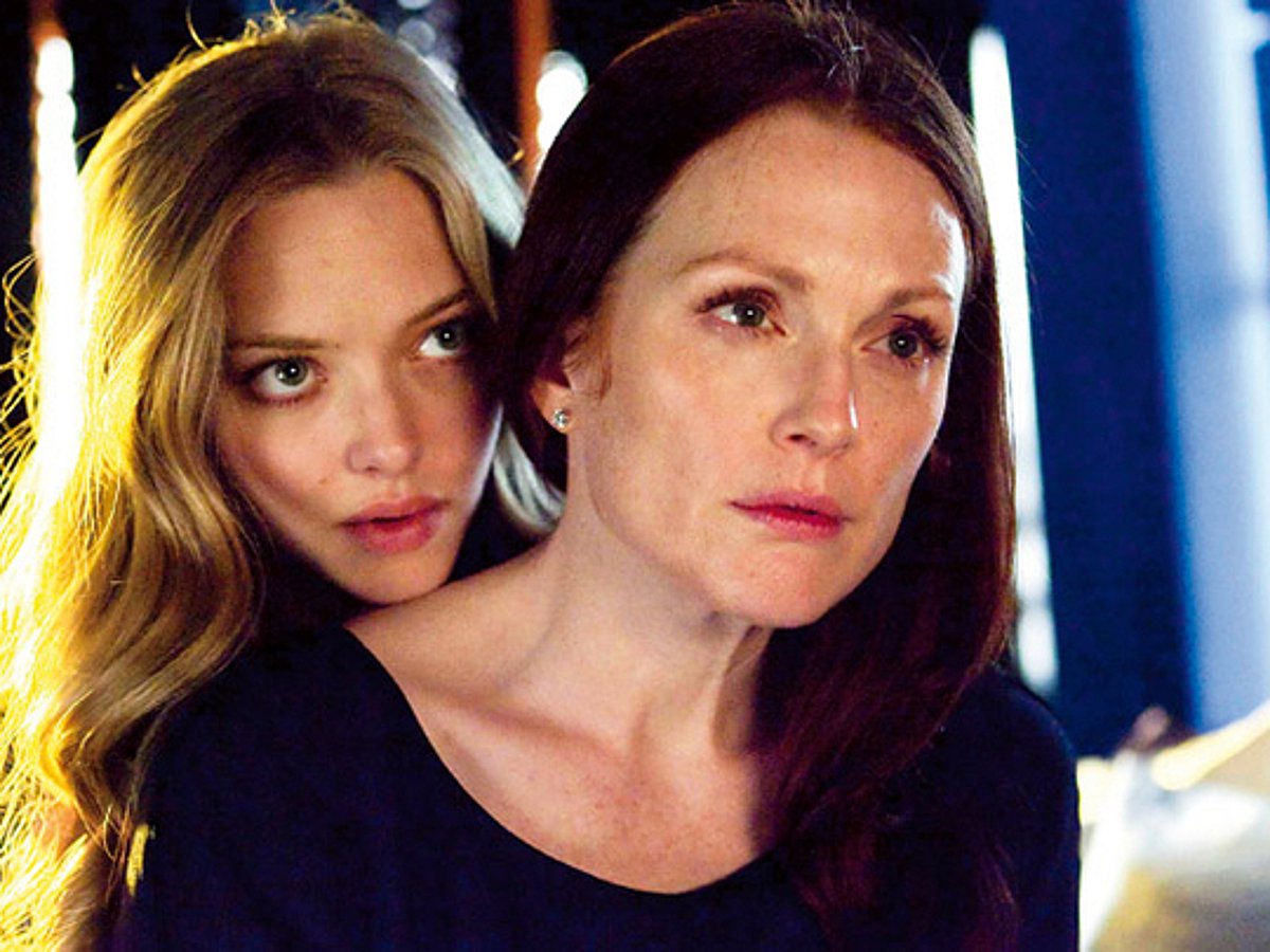 Chloe Plot Film review: Chloe