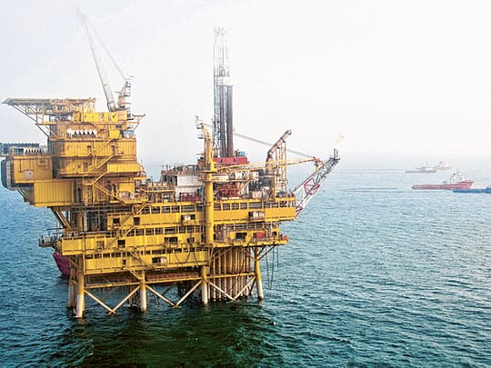 Conoco cleans up China oil spills