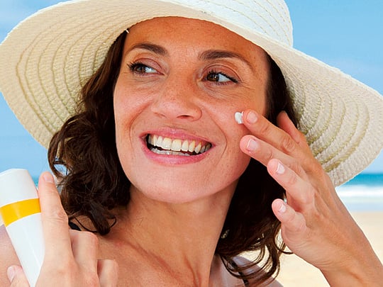 How to apply sunscreen the right way