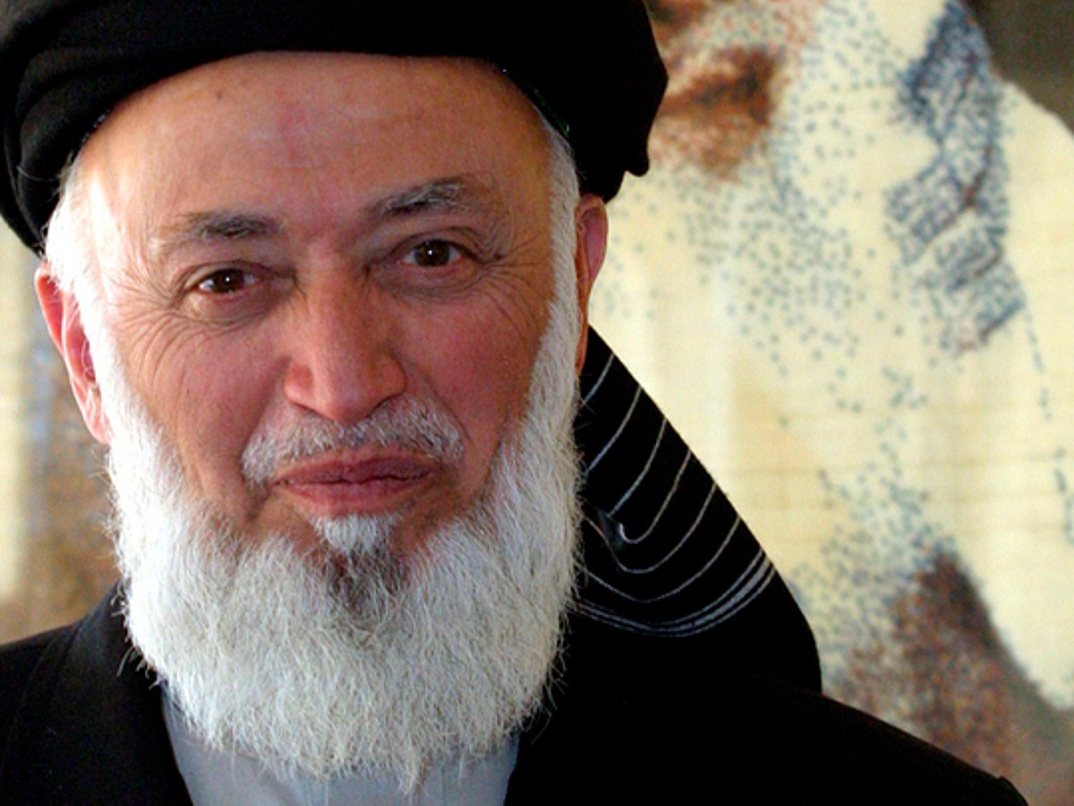 Rabbani funeral draws thousands