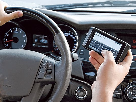 Police: Sending SMS when driving risky