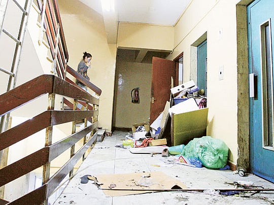 Abu Dhabi Municipality shuts off power in overcrowded building
